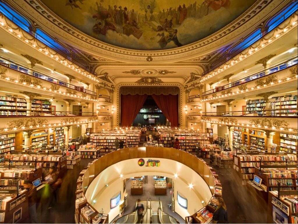 Το βιβλιοπωλείο του αύριο. Ανάμεσα στην παράδοση και την τεχνολογία